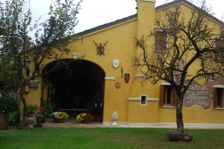 Esterno barchessa Villa Berti Trebaseleghe