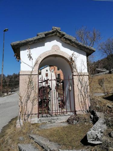 Capitello in Contrada Croce
