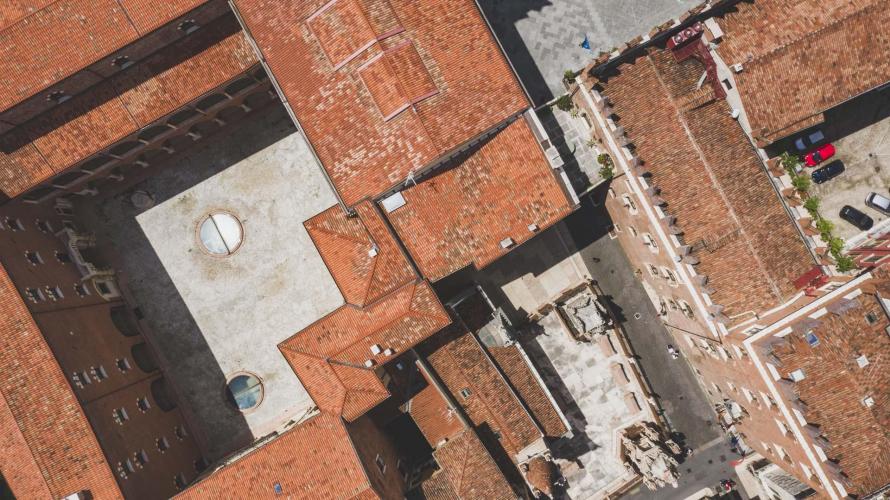 Cortile del Tribunale