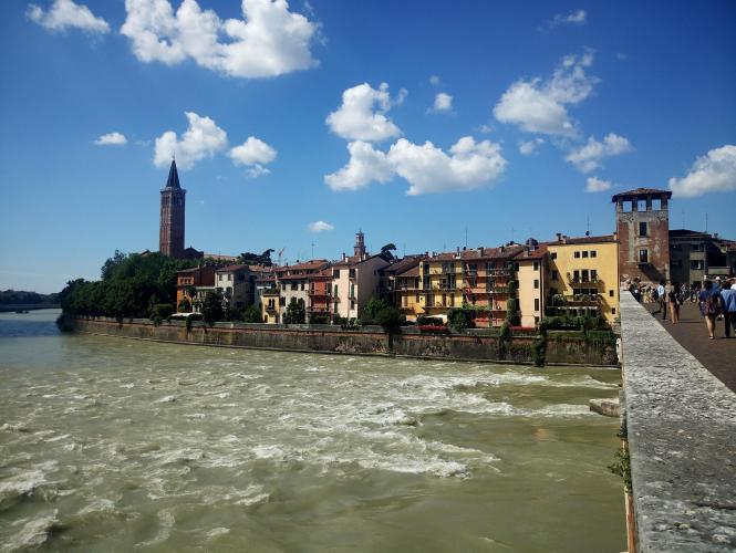 Fiume Adige da Ponte Pietra
