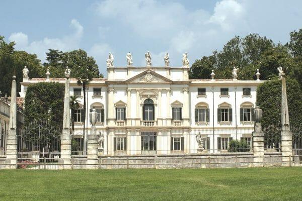 Villa Mosconi Bertani