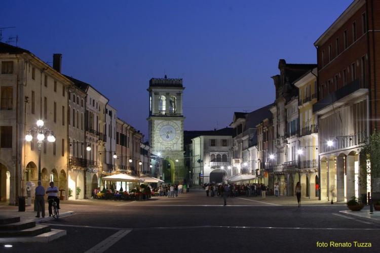 Via Matteotti con Torre Civica