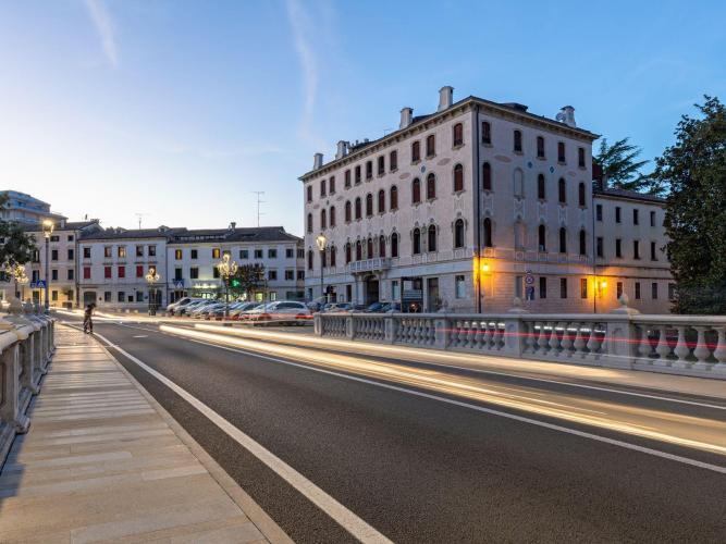 Palazzo Balbi Valier