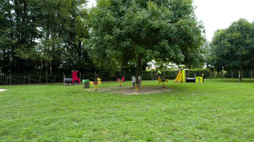 ___FOOTAGE_SELEZIONE.00_22_34_16.Immagine007 copia