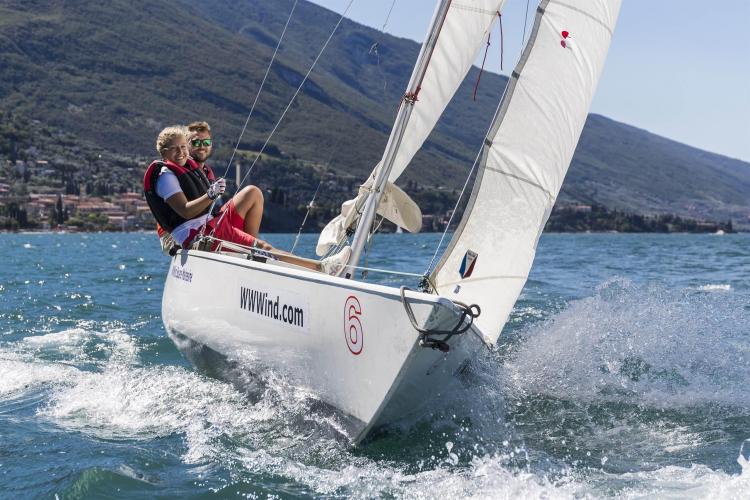 Sailing-Windsquare-Malcesine-Lago-di-garda