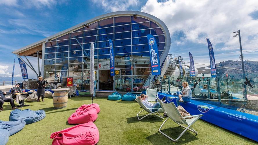 04-bar-skywalk-funivia-monte-baldo-malcesine