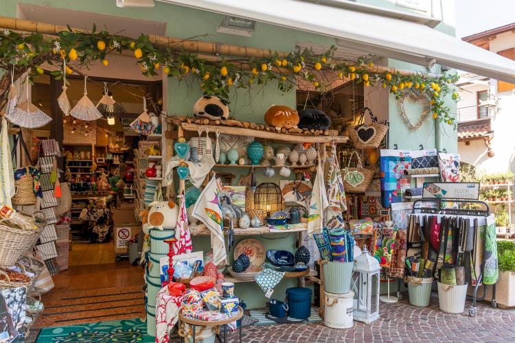 56 -  Olivia Malcesine