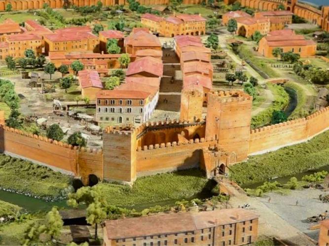 rsz_11024x768_castelnuovo_porta_sud