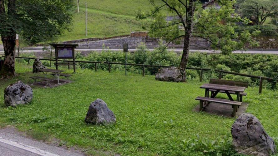 Area picnic di Servo