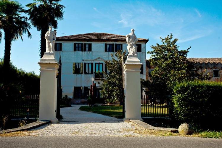 Villa Bevilacqua Foscati dall'Aglio