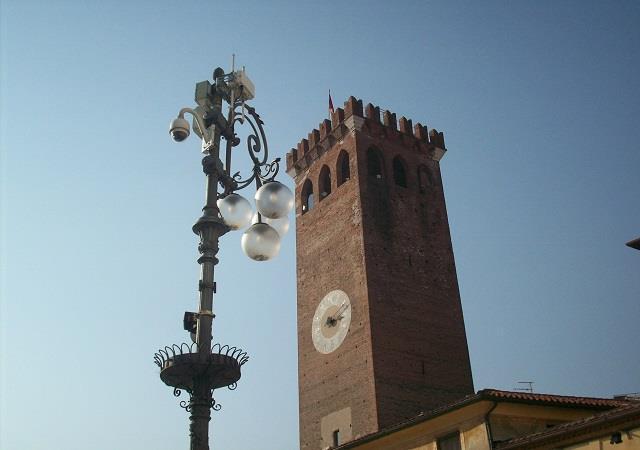 Torre Civica 1