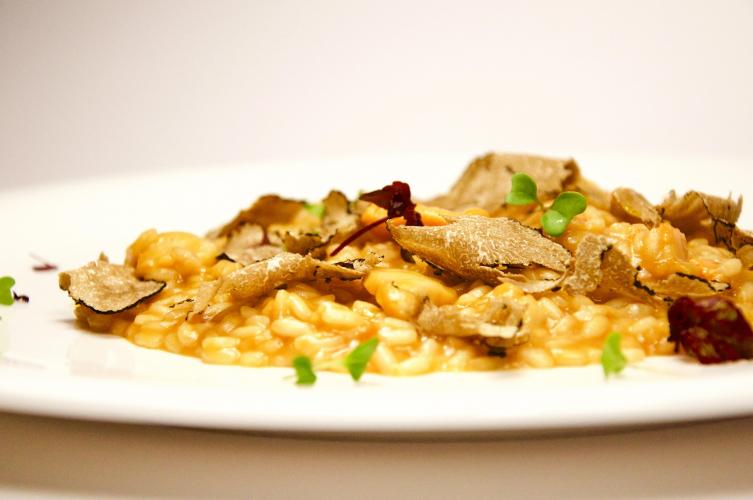 Risotto capesante e tartufo nero estivo