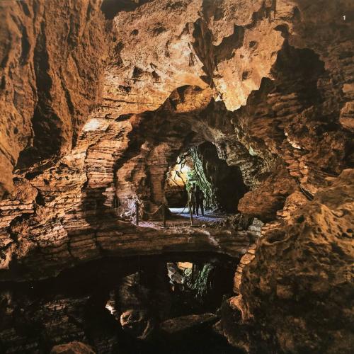 grotte, lago interno