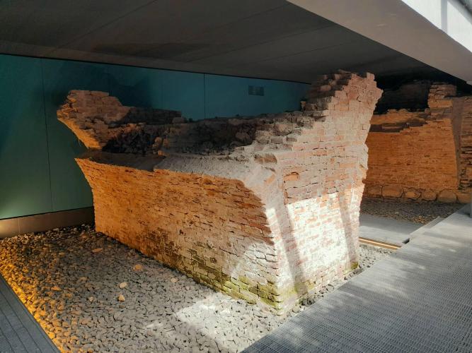 Scavi archeologici di Piazza Trieste