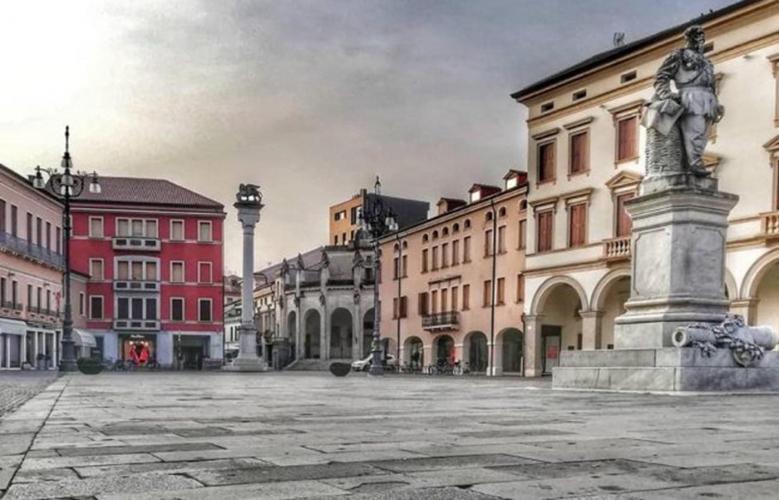 Piazza Vittorio Emanuele II