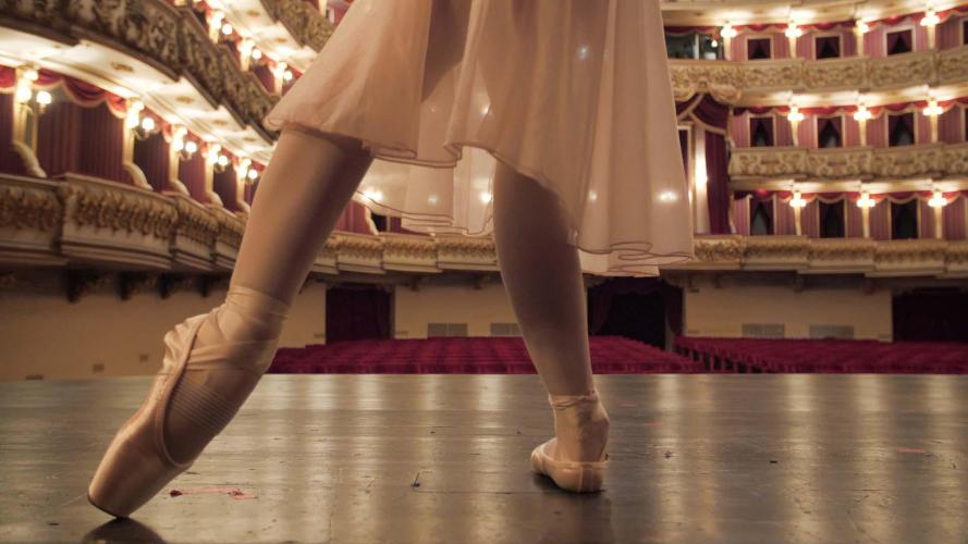 Ballerina al Teatro Filarmonico