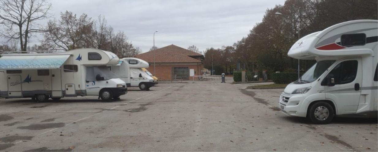 Area Sosta Camper Noale 1