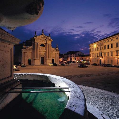 piazza Giovanni Paolo