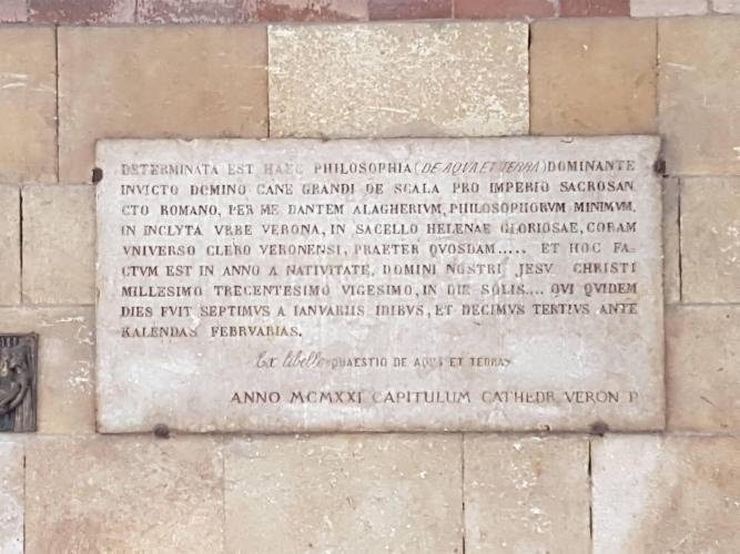 Epigrafe in memoria di Dante in visita a S.Elena