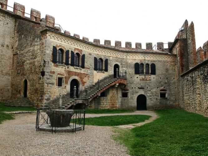 Castello di Soave - terzo cortile interno
