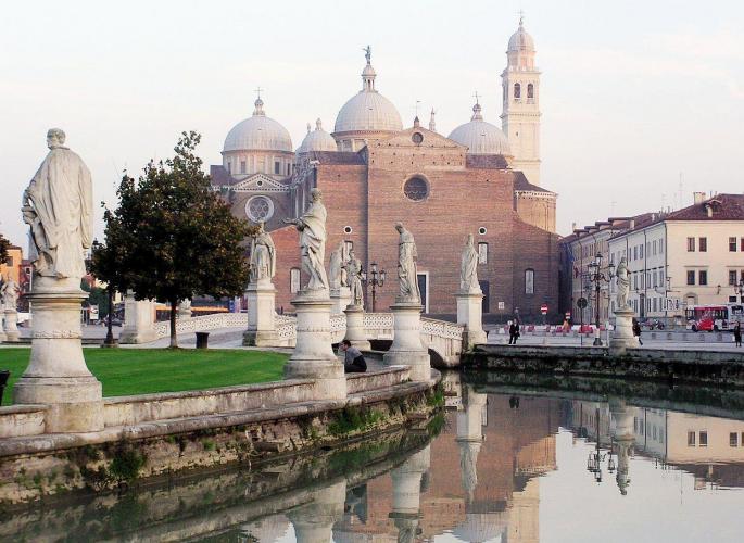 Prato della Valle e Santa Giustina