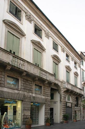 Palazzo Pojana Arrigoni Noventa