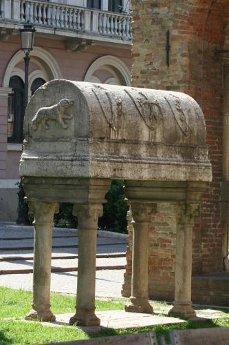 tomba antenore dettaglio 2