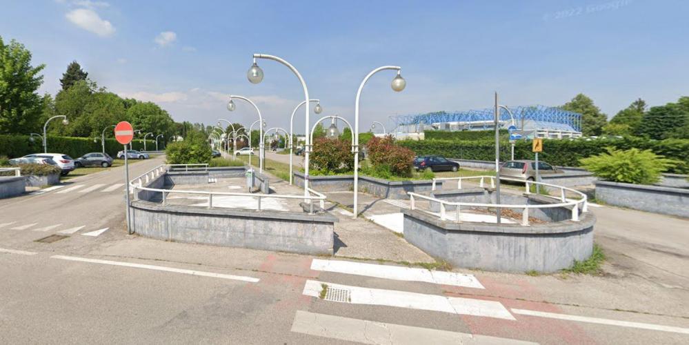 Parcheggio Piscina di Mira 1