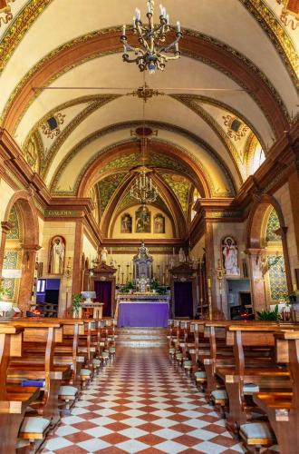 Il Santuario all'interno