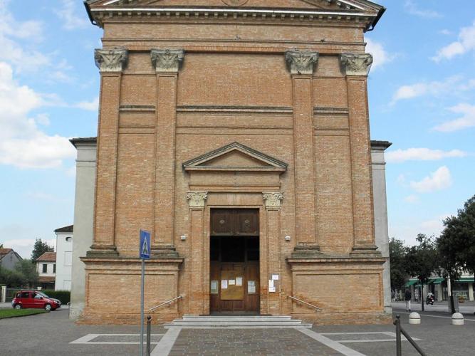 Facciata della chiesa