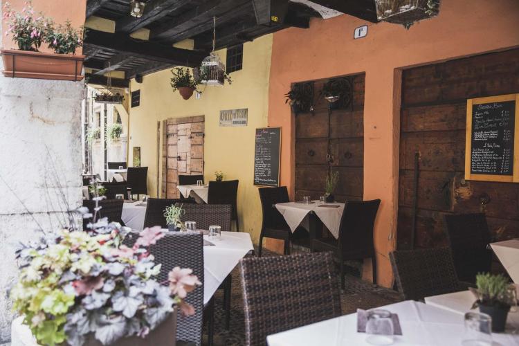 Particolare Via Sottoriva