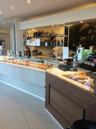 Pasticceria Supernova interno