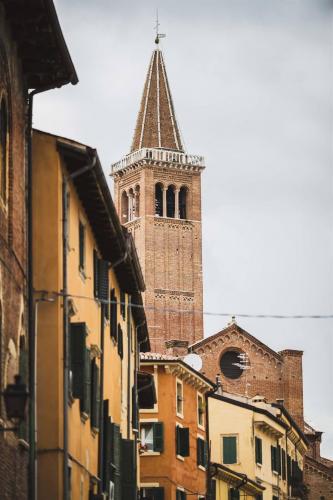 Campanile Sant'Anastasia