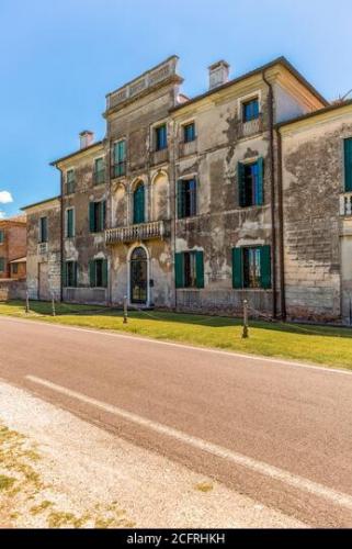 Villa Davì Guzzon ora Zanobbi