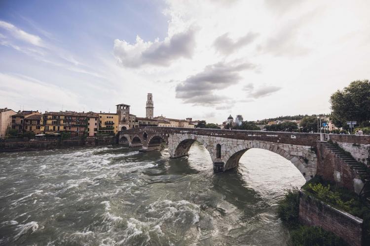 Profilo Ponte Pietra