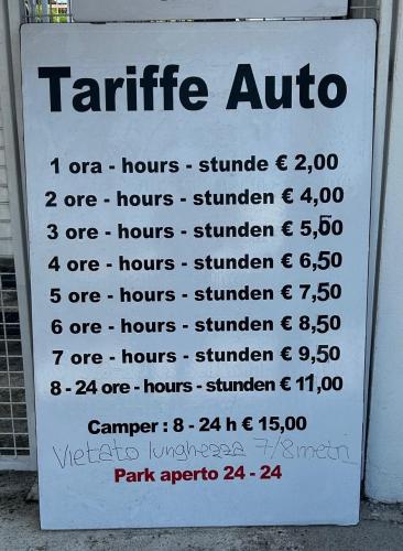 Tariffe auto parcheggio degli ulivi