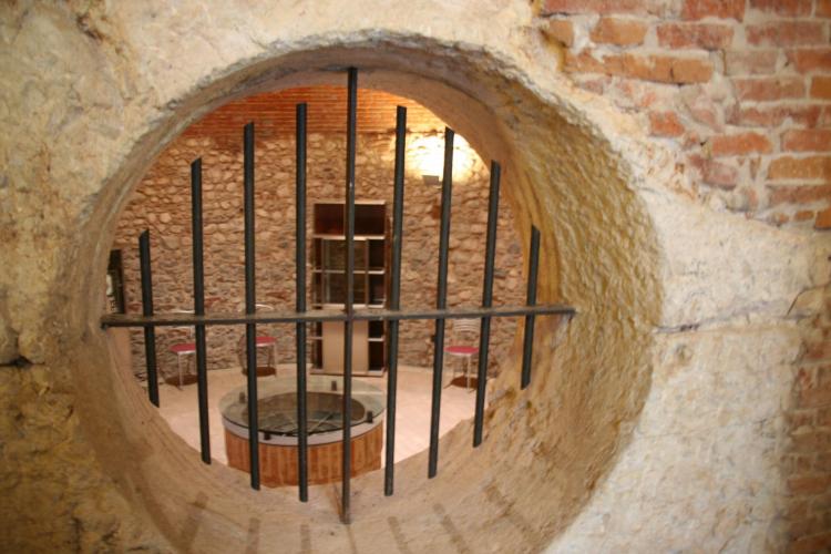 Antica Ghiacciaia Interno