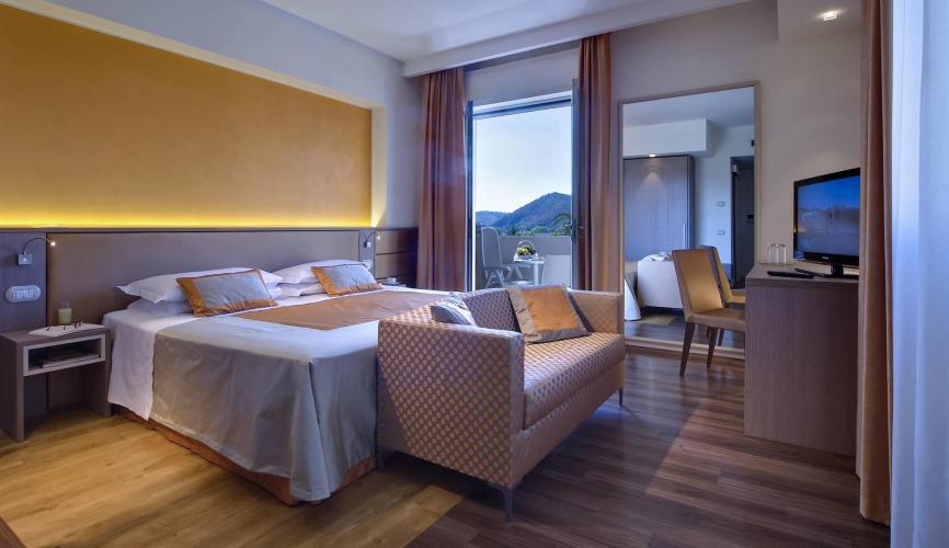 Hotel Bristol Buja Room