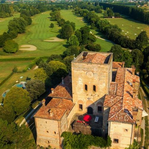 GC Montecchia and the Castle