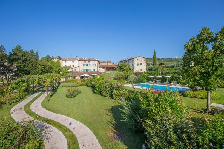 0002-0580-Antico-Casale-Bergamini