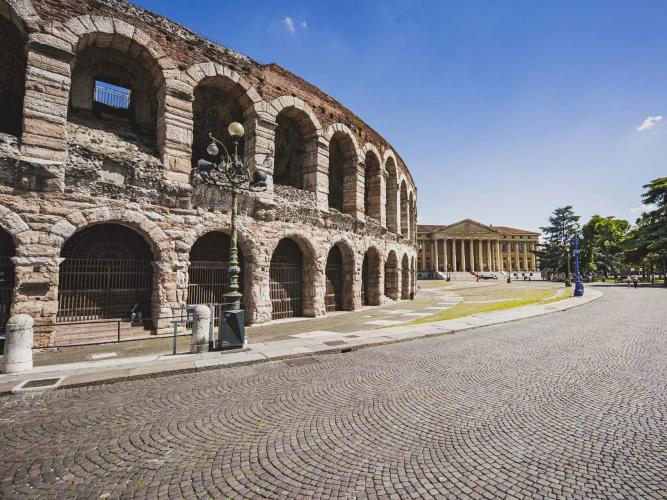 Arena