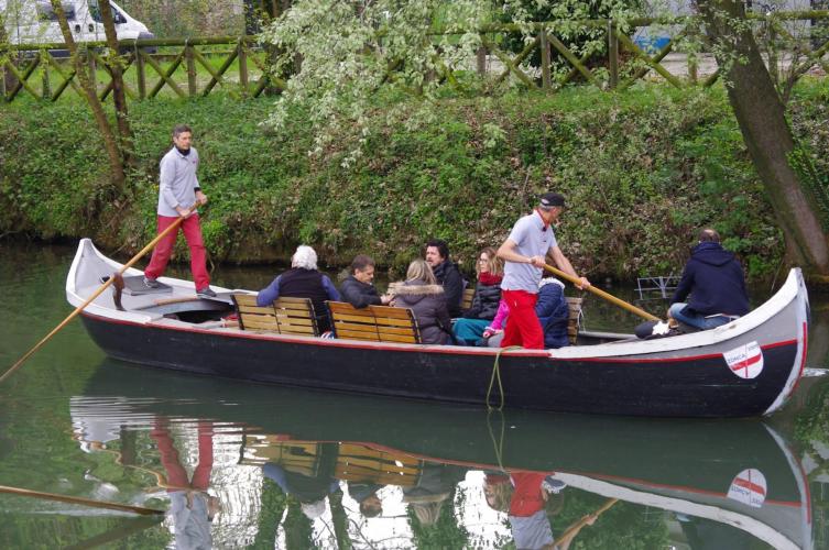 navigazione in barca a remi1