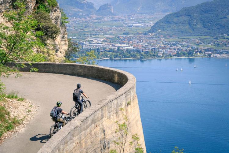 Allmost - ebike MTB guided tours - PUNTA LARICI LE