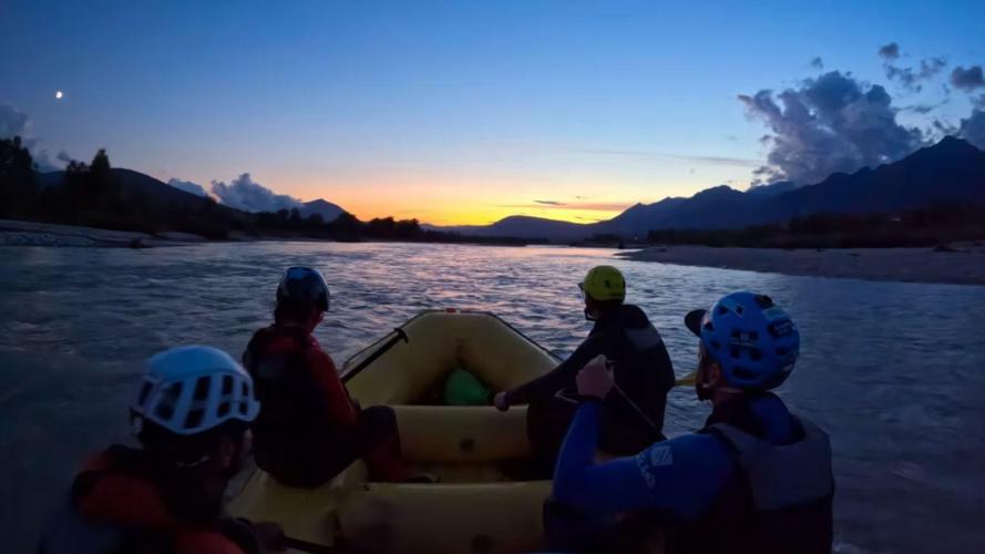 Rafting tramonto piave