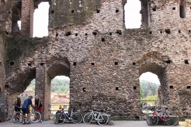 e-bike-adventure-castles-3