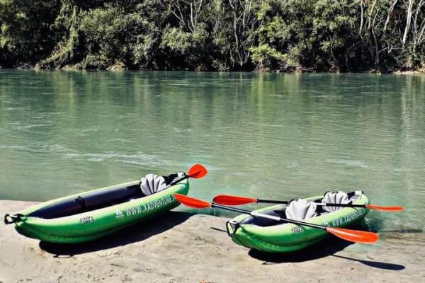 In canoa lungo l'Adige