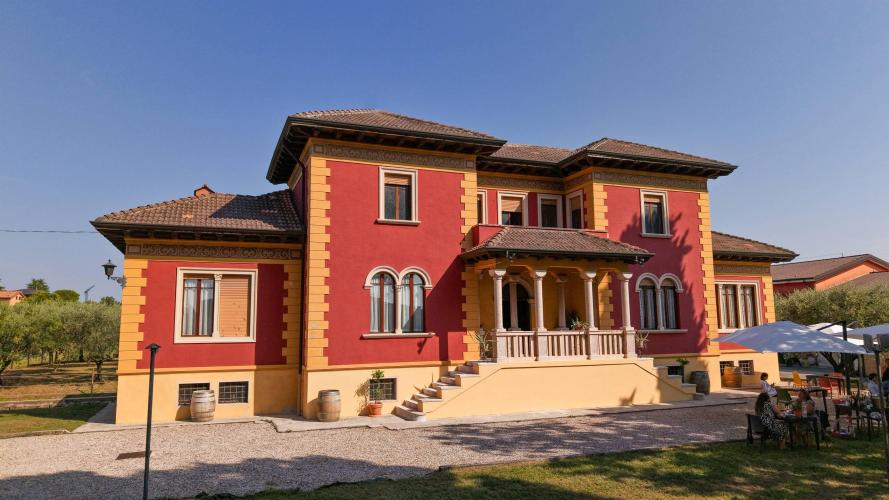 villa