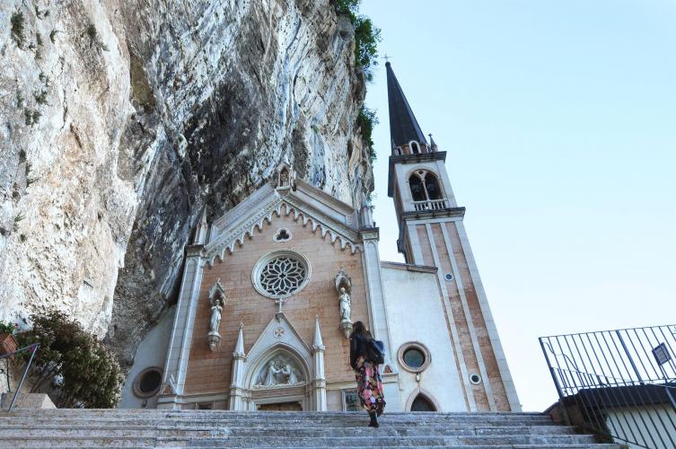 Santuario Madonna della Corona
