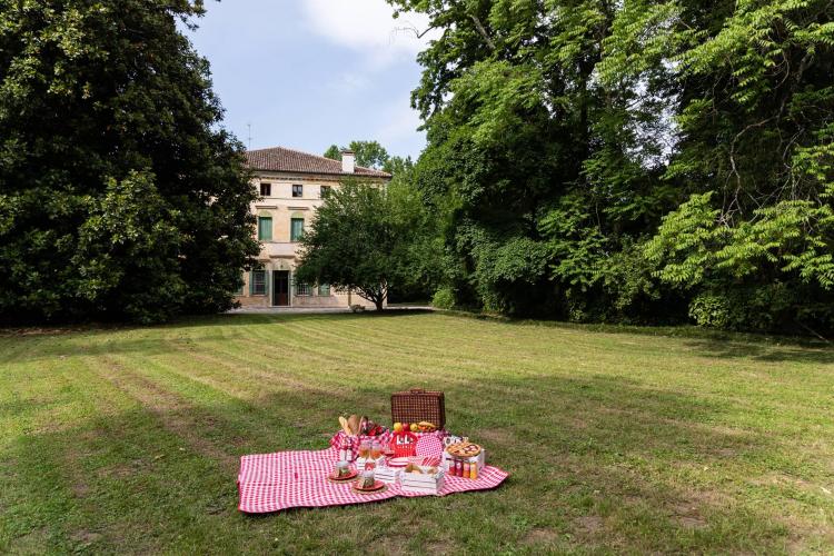 Picnic 2