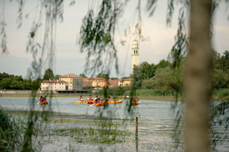 Kayak 2